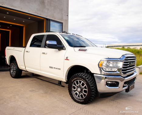 RAM 3500 6.7 I6 LIMITED LONG HORN CABINE DUPLA 4X4 TURBO DIESEL AUTOM�TICO, Foto 2