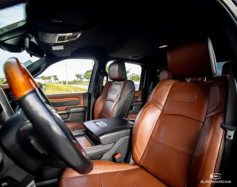 RAM 3500 6.7 I6 LIMITED LONG HORN CABINE DUPLA 4X4 TURBO DIESEL AUTOM�TICO, Foto 9