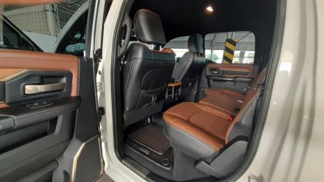 RAM 3500 6.7 I6 LIMITED LONG HORN CABINE DUPLA 4X4 TURBO DIESEL AUTOM�TICO, Foto 7