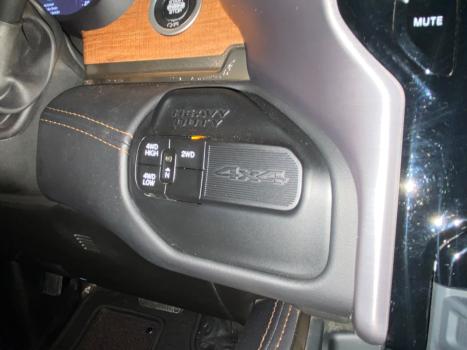 RAM 3500 6.7 I6 LIMITED LONG HORN CABINE DUPLA 4X4 TURBO DIESEL AUTOM�TICO, Foto 17