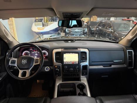 RAM Classic 5.7 V8 32V 4P HEMI LARAMIE AUTOM�TICO, Foto 8