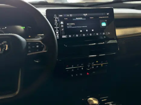 RAM Rampage 2.0 4P HURRICANE 4 TURBO R/T 4X4 AUTOM�TICO, Foto 15