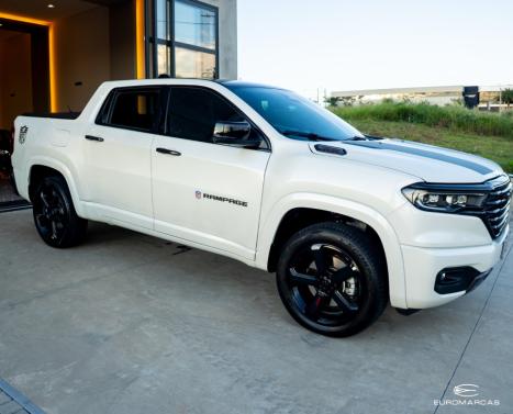 RAM Rampage 2.0 4P HURRICANE 4 TURBO R/T 4X4 AUTOM�TICO, Foto 2