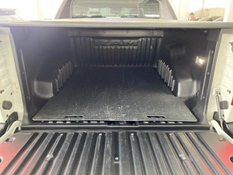 RAM Rampage 2.0 4P HURRICANE 4 TURBO R/T 4X4 AUTOM�TICO, Foto 12