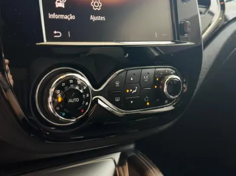 RENAULT Captur 1.3 16V 4P FLEX TCE ICONIC TURBO X-TRONIC AUTOM�TICO CVT, Foto 14