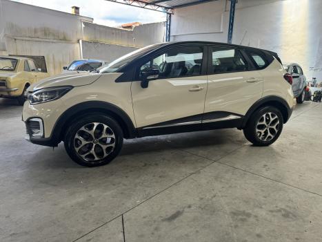 RENAULT Captur 1.3 16V 4P FLEX TCE INTENSE TURBO X-TRONIC AUTOM�TICO CVT, Foto 2