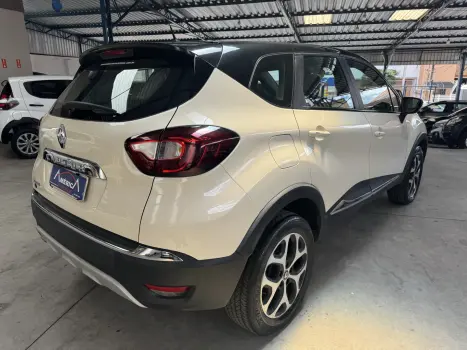 RENAULT Captur 1.3 16V 4P FLEX TCE INTENSE TURBO X-TRONIC AUTOM�TICO CVT, Foto 7