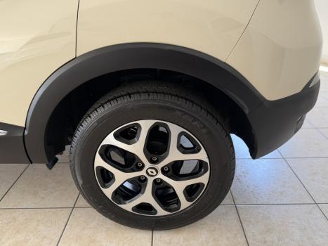 RENAULT Captur 1.6 16V 4P FLEX SCE INTENSE X-TRONIC CVT, Foto 4