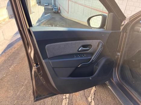 RENAULT Duster 1.6 16V 4P FLEX SCE ICONIC X-TRONIC AUTOM�TICO, Foto 12