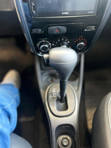 RENAULT Duster 2.0 16V 4P FLEX DYNAMIQUE AUTOM�TICO, Foto 16