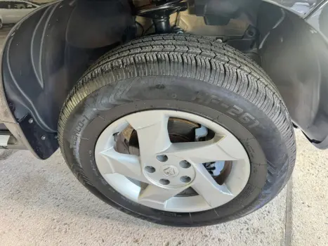 RENAULT Duster 2.0 16V 4P FLEX DYNAMIQUE AUTOM�TICO, Foto 9