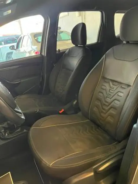 RENAULT Duster 2.0 16V 4P FLEX DYNAMIQUE AUTOM�TICO, Foto 7