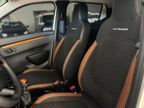 RENAULT Kwid 1.0 12V 4P SCE FLEX OUTSIDER, Foto 16