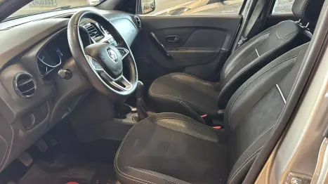 RENAULT Logan 1.0 12V 4P FLEX SCE ZEN, Foto 7