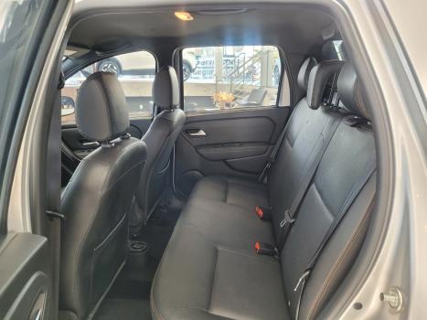 RENAULT Oroch 1.3 16V 4P OUTSIDER TURBO TCe AUTOM�TICO CVT, Foto 15