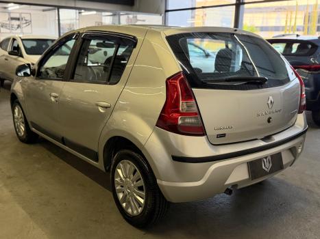 RENAULT Sandero 1.6 4P FLEX PRIVIL�GE AUTOM�TICO, Foto 8
