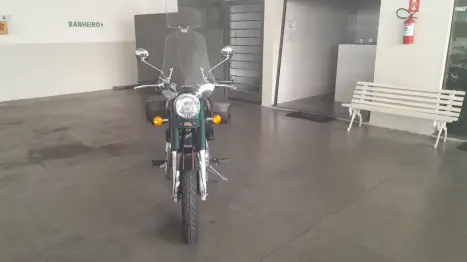 ROYAL ENFIELD Classic 350 ABS, Foto 2