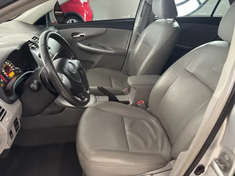 TOYOTA Corolla 2.0 16V 4P FLEX XEI DIRECT SHIFT AUTOM�TICO CVT, Foto 6