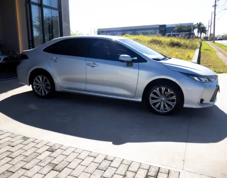 TOYOTA Corolla 2.0 16V 4P FLEX XEI DIRECT SHIFT AUTOM�TICO CVT, Foto 2