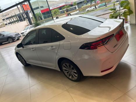 TOYOTA Corolla 2.0 16V 4P FLEX XEI DIRECT SHIFT AUTOMÁTICO CVT, Foto 8