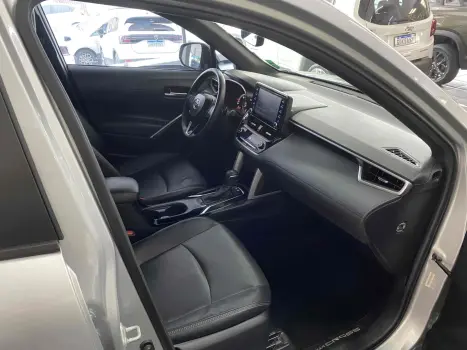 TOYOTA Corolla Cross 2.0 16V 4P FLEX VVT-IE XRE DIRECT SHIFT AUTOMÁTICO CVT, Foto 13 TOYOTA Corolla Cross 2.0 16V 4P FLEX VVT-IE XRE DIRECT SHIFT AUTOMÁTICO CVT, Foto 13