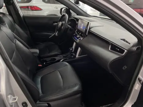 TOYOTA Corolla Cross 2.0 16V 4P FLEX VVT-IE XRE DIRECT SHIFT AUTOM�TICO CVT, Foto 13