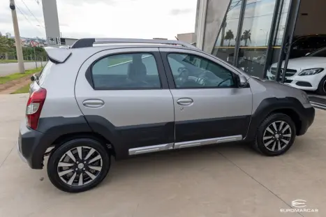TOYOTA Etios Cross 1.5 16V 4P FLEX AUTOMÁTICO, Foto 4