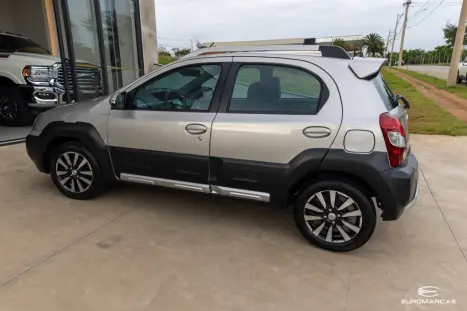 TOYOTA Etios Cross 1.5 16V 4P FLEX AUTOMÁTICO, Foto 5