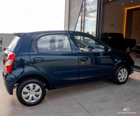 TOYOTA Etios Hatch 1.3 16V 4P FLEX X, Foto 4