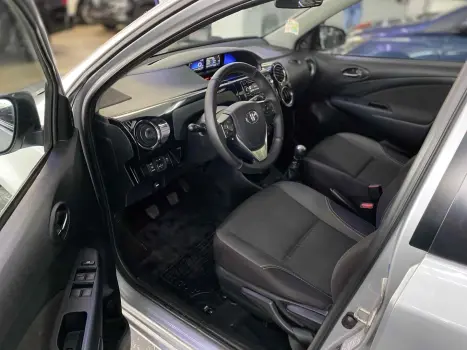 TOYOTA Etios Sedan 1.5 16V 4P FLEX X PLUS, Foto 8