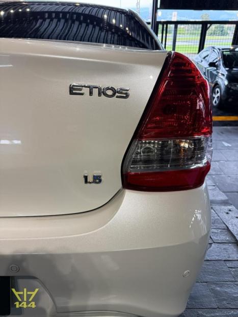 TOYOTA Etios Sedan 1.5 16V 4P FLEX X PLUS AUTOMÁTICO, Foto 6