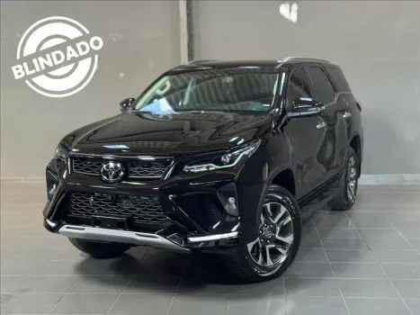 TOYOTA Hilux Caminhonete , Foto 1