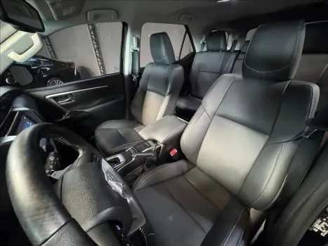 TOYOTA Hilux Caminhonete , Foto 11