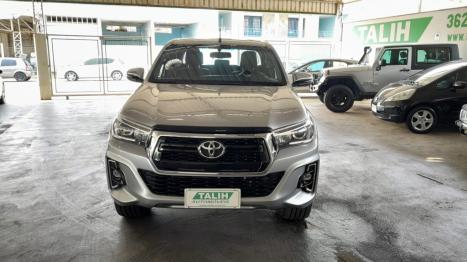 TOYOTA Hilux Caminhonete 2.8 16V SRX 50 ANOS 4X4 TURBO DIESEL CABINE DUPLA AUTOMTICO, Foto 2