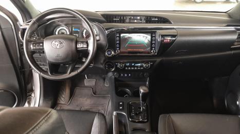TOYOTA Hilux Caminhonete 2.8 16V SRX 50 ANOS 4X4 TURBO DIESEL CABINE DUPLA AUTOMTICO, Foto 7