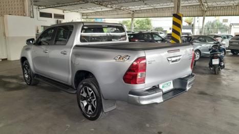 TOYOTA Hilux Caminhonete 2.8 16V SRX 50 ANOS 4X4 TURBO DIESEL CABINE DUPLA AUTOMTICO, Foto 8