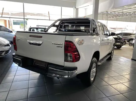 TOYOTA Hilux Caminhonete , Foto 4