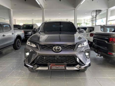 TOYOTA Hilux Caminhonete , Foto 2