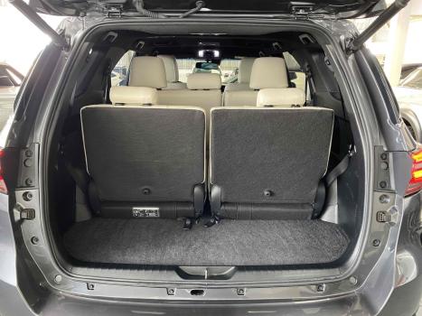 TOYOTA Hilux Caminhonete , Foto 13