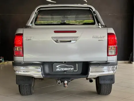 TOYOTA Hilux Caminhonete 2.8 16V SRV 4X4 DIESEL CABINE DUPLA AUTOMTICO, Foto 7