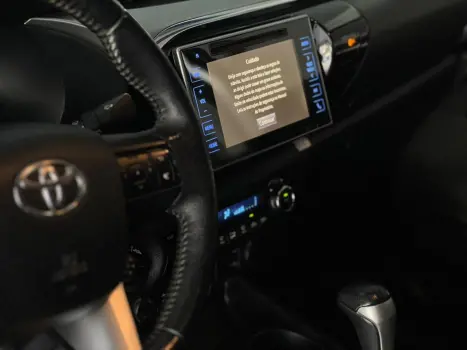 TOYOTA Hilux Caminhonete 2.8 16V SRV 4X4 DIESEL CABINE DUPLA AUTOMTICO, Foto 10