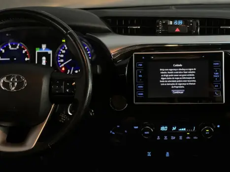 TOYOTA Hilux Caminhonete 2.8 16V SRV 4X4 DIESEL CABINE DUPLA AUTOMTICO, Foto 14