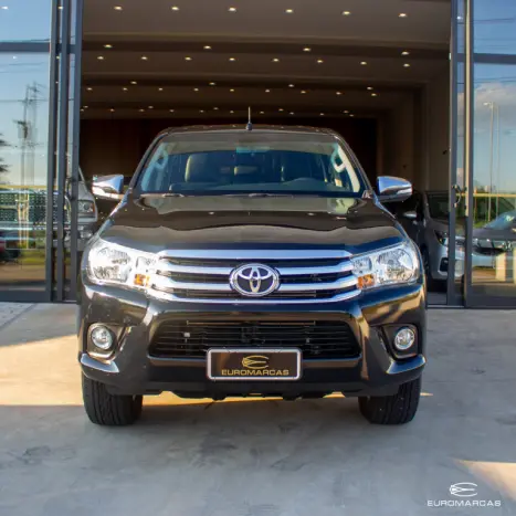 TOYOTA Hilux Caminhonete 2.8 16V SRV 4X4 DIESEL CABINE DUPLA AUTOMTICO, Foto 1