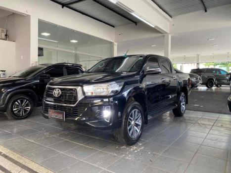 TOYOTA Hilux Caminhonete 2.8 16V SRV 4X4 DIESEL CABINE DUPLA AUTOM�TICO, Foto 1