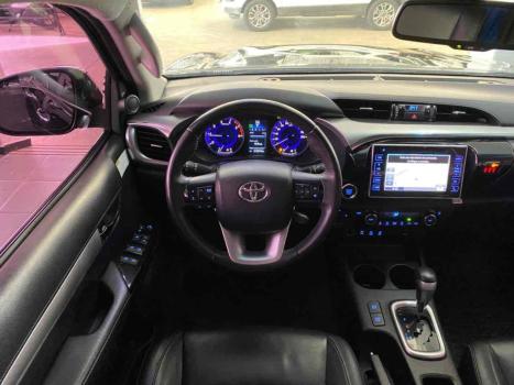 TOYOTA Hilux Caminhonete 2.8 16V SRV 4X4 DIESEL CABINE DUPLA AUTOM�TICO, Foto 13