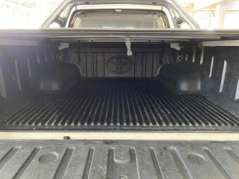 TOYOTA Hilux Caminhonete 2.8 16V SRV 4X4 DIESEL CABINE DUPLA AUTOMTICO, Foto 12