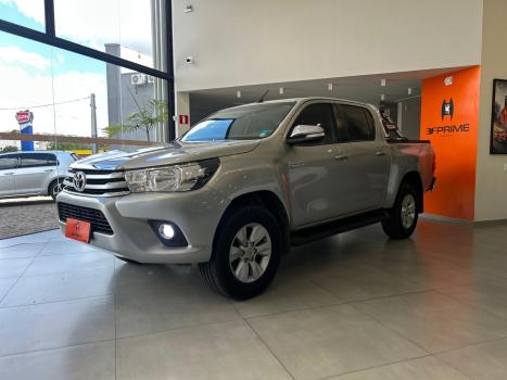 TOYOTA Hilux Caminhonete 2.8 16V SRV 4X4 DIESEL CABINE DUPLA AUTOMTICO, Foto 4