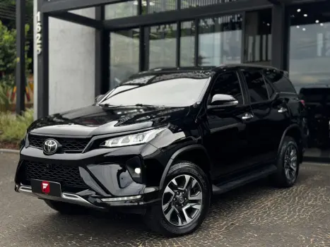 TOYOTA Hilux Caminhonete , Foto 2