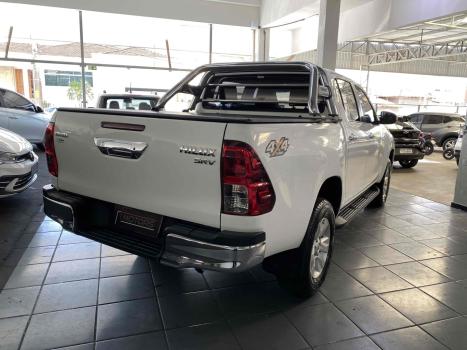 TOYOTA Hilux Caminhonete 2.8 16V SRV 4X4 DIESEL CABINE DUPLA AUTOM�TICO, Foto 4