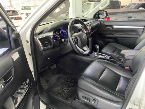 TOYOTA Hilux Caminhonete 2.8 16V SRV 4X4 DIESEL CABINE DUPLA AUTOM�TICO, Foto 8